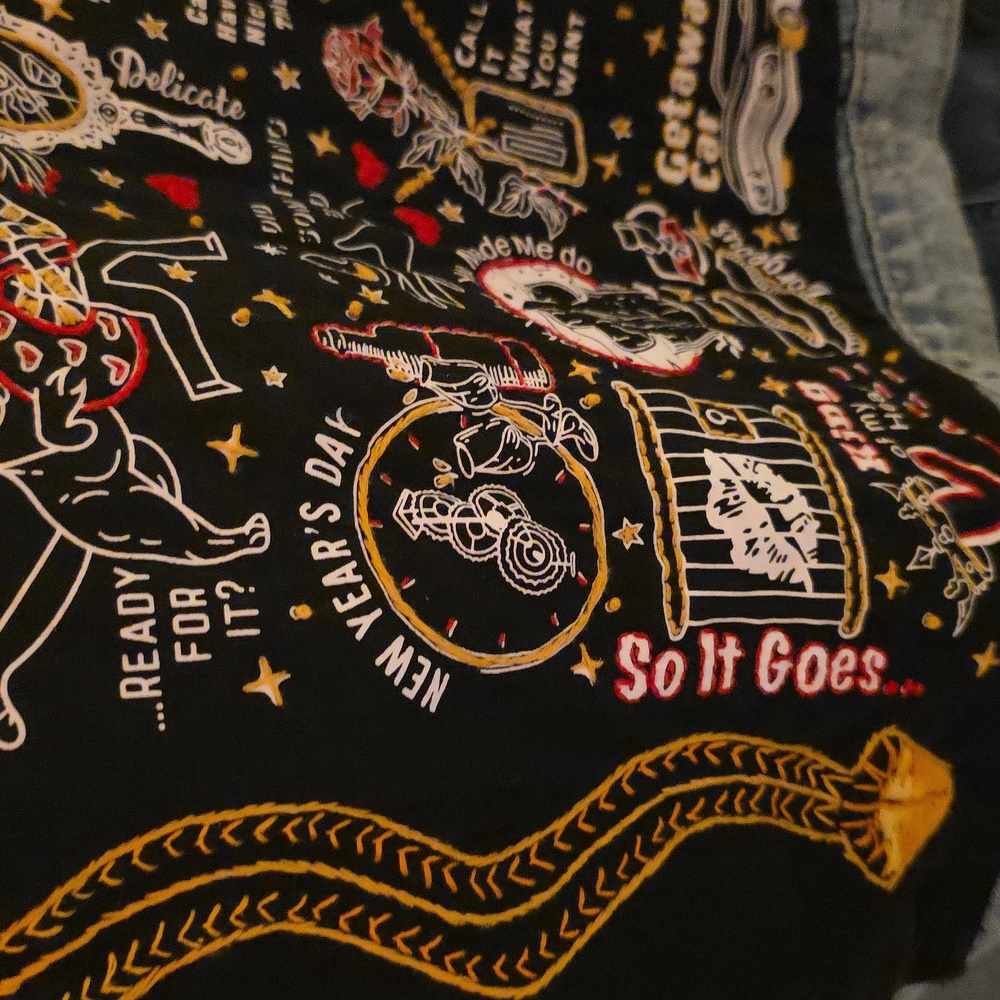 HAND CRAFTED Jacket UPCYCLED Blue Denim Embroidered Taylor Swift Tee Size M - Picture 7 of 17